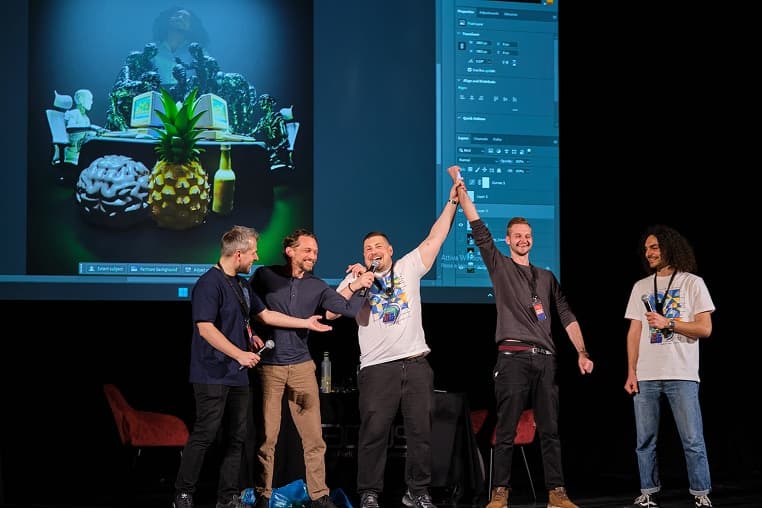 A speaker presenting on stage at a previous SODA edition